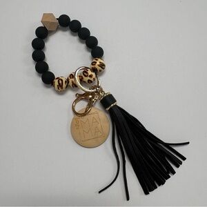Beaded “MAMA” Wrist Keychain